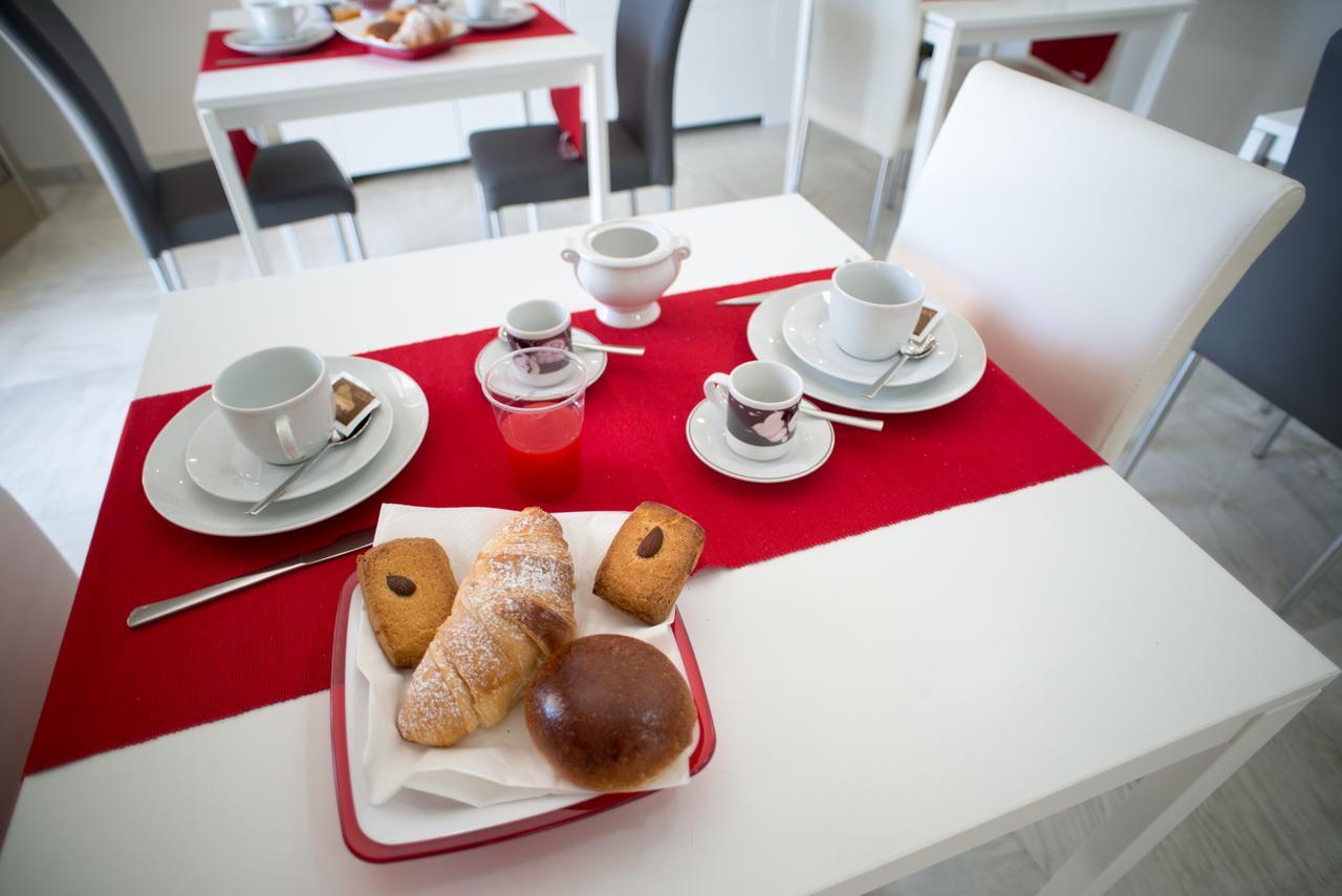 Riva Del Sol Bed and Breakfast Santa Teresa Di Riva Buitenkant foto
