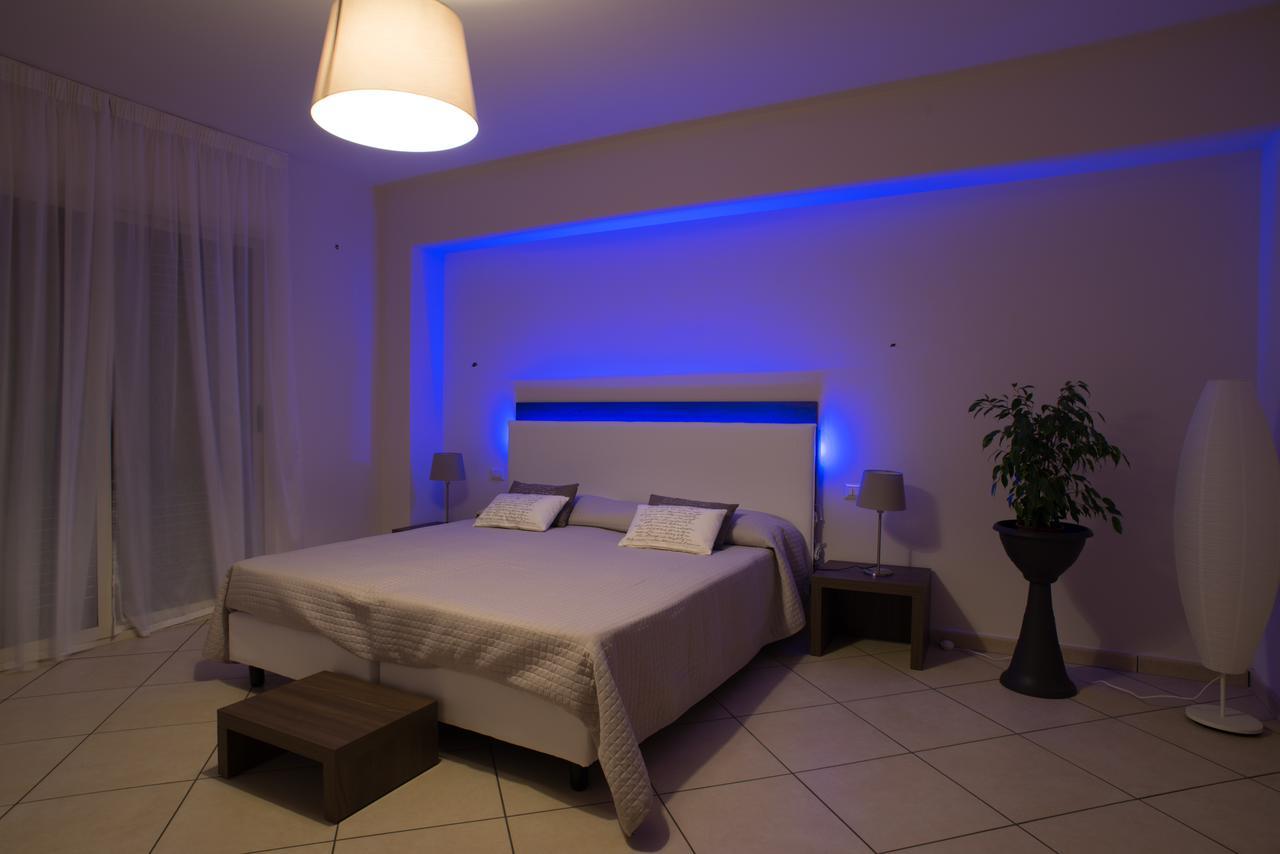 Riva Del Sol Bed and Breakfast Santa Teresa Di Riva Buitenkant foto